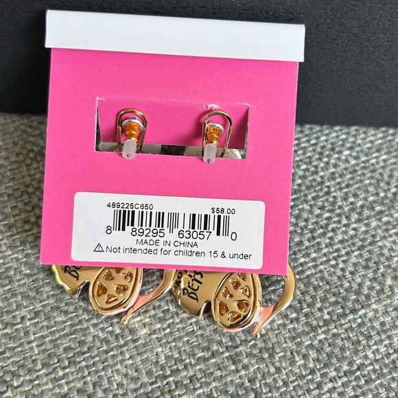 Betsy Johnson SHELL YEAH LARGE MERMAID DROP EARRINGS WHITE AND PINK - Picture 6 of 6